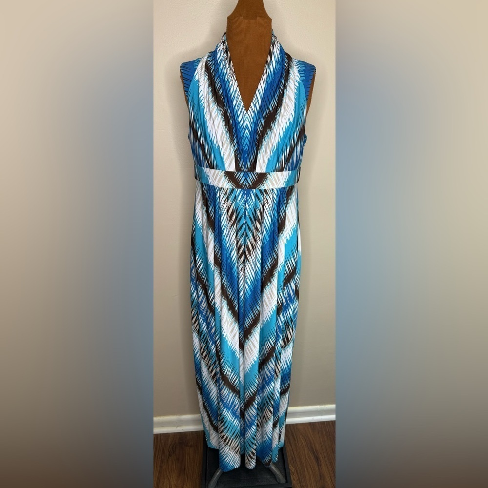 Chico’s Blue Beige Multi Chevron Stripe Sleeveless Maxi Jersey Dress Sz Medium